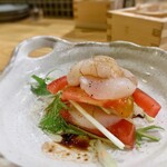 カキと酒 喰貝 - ホタテとトマトのミルフィーユ