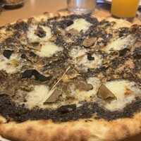 オービカ モッツァレラバー 横浜店 - タルトゥーフォ