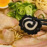 神戸醤油系らーめん - 