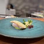 Refugeforestiere 五島 - ◆スズキ（福岡産）、道明寺粉、冬瓜、コンソメと春菊のソース
