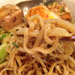 豚のらーめん 弐番手 - まぜそば 平打ち麺