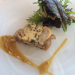 ル ボークープ - 前菜：豚足と海の幸の暖かいテリーヌ マスタード風味