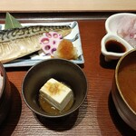 魚料理とすし 下の一色 - 