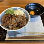 カルビ丼とスン豆腐専門店 韓丼 - 料理写真:
