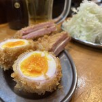 立呑み とんかつ まるや 新橋店 - ハムエッグ、ハムチーズ