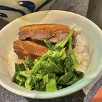 烈志笑魚油 麺香房 三く - 角煮ごはん