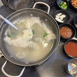 만족 오향족발 - 