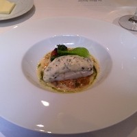 オオハラ エ シーアイイー - スズキの蒸し焼き プロヴァンス風