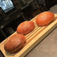 イナカーザ - 出来立てのフォカッチャ