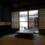 粟 - 静かな雰囲気で最高です