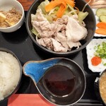 おうちごはん はるね - 冷やし豚しゃぶ定食