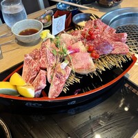 仙台牛と牛たん 肉のいとう 名駅三丁目店 - 