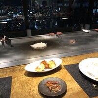 ニュー松坂 梅田32番街店 - 