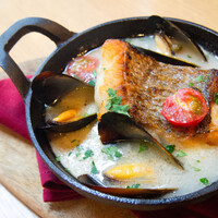 本日鮮魚の窯焼き　アクアパッツァ