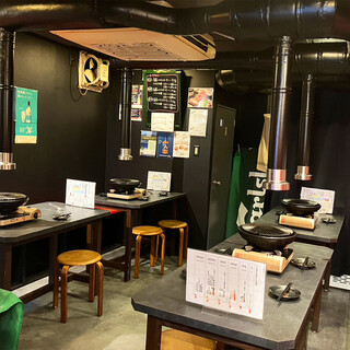 お一人様～貸切まで幅広いシーンでご利用ください！全席喫煙可◎