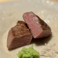 日本焼肉はせ川 別亭 銀座店 - 究極 神のタン厚切り 塩 山葵