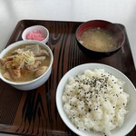 筑波サーキットドライバーズサロン - 