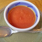 オセアノ - ランチスープのガスパチョ。とろりと濃いタイプ
