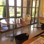 カフェ ド ヒラオカ - 店内の風景