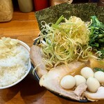 ラーメン 末廣家 - 