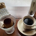 板東珈琲 - ふくろうブレンドとプリン