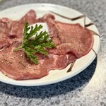 ありい亭 - ■タン(塩/タレ) ￥950