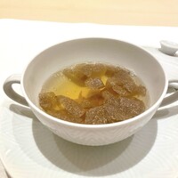 CHIUnE - コンソメスープ、サマートリュフ