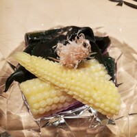 鮨 由う - 