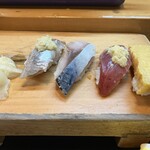 は満寿司 - 鰯、鯖、鰹、玉子焼