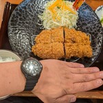 とん兵衛 鴻巣店 - デカい!