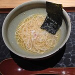 とり茶太郎 - 「鶏そば(ハーフ)」 お腹に余裕があれば、〆は追加すべし。