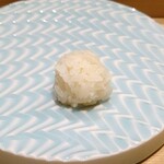 鮨処 有馬 - 蝦夷あわび：シャリ玉