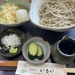 手打ちそば いちい - 陶器の器が素敵