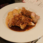 BAR食堂CORAZON - 鶏のガーリックソース