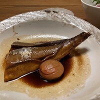 ろっこん - 大皿に入っています。梅干しも特大