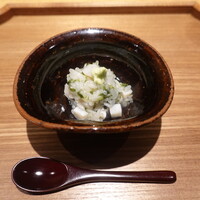 日本料理FUJI - 平貝の飯蒸し、蒸したもち米、素揚げした海苔