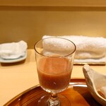 銀座 しのはら - （硝子の器）トマトの摺り流し　中に白玉