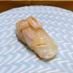 鮨処 有馬 - 平目（積丹産）