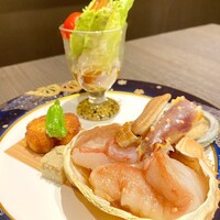 品川 かに雅 - 『タラバガニ』『ズワイガニ』『鮑』の焼き物