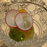 鮨 由う - 