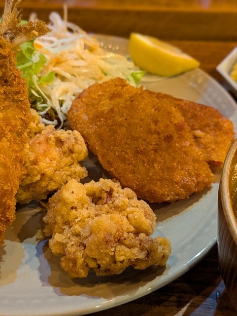 Titan Hachibee photo 5