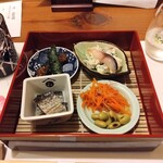 SAKE story - 前菜御重