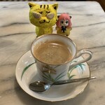 スカーレット - ホットコーヒー　※単品注文だと380円(え！？)