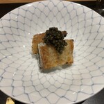 きたしんち 弓場慎之佑 - 鰻白焼　キャビアのせ