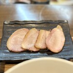 らぁ麺 紫陽花 - 黒豚ちゃーしゅー