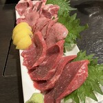 焼肉市場 - 