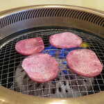 やきにく 燈火園 - 