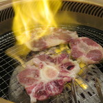 やきにく 燈火園 - 