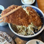 くいものや ラ・ネージュ - ミニといいながらそこそこの大きさ