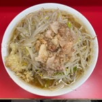 ラーメン二郎 - ラーメン700円（ヤサイニンニクアブラ）